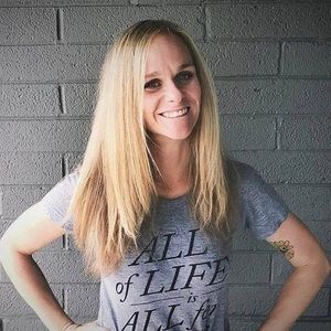 Meet your Posher, Dana